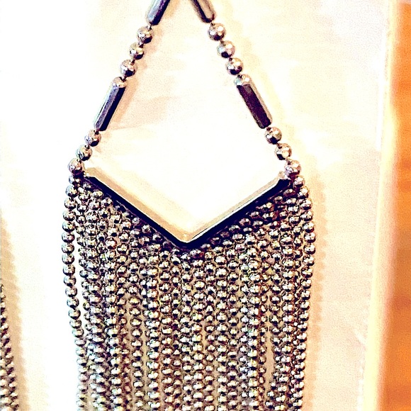 earrings - Picture 3 of 3